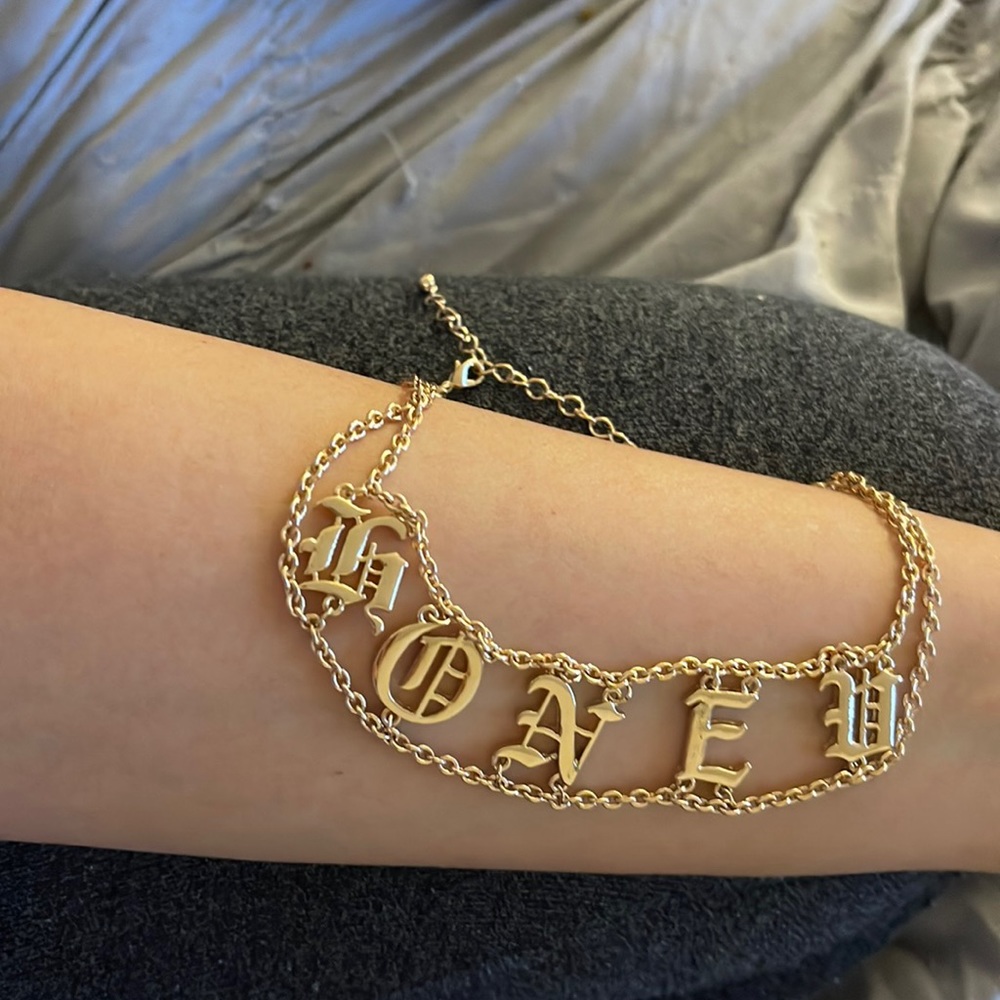 “Honey” choker necklace